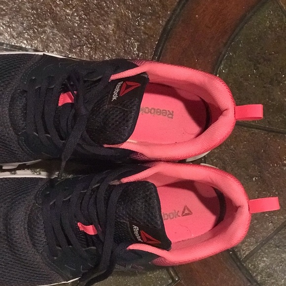 Reebok Sublite XT Black and Pink - Picture 2 of 4